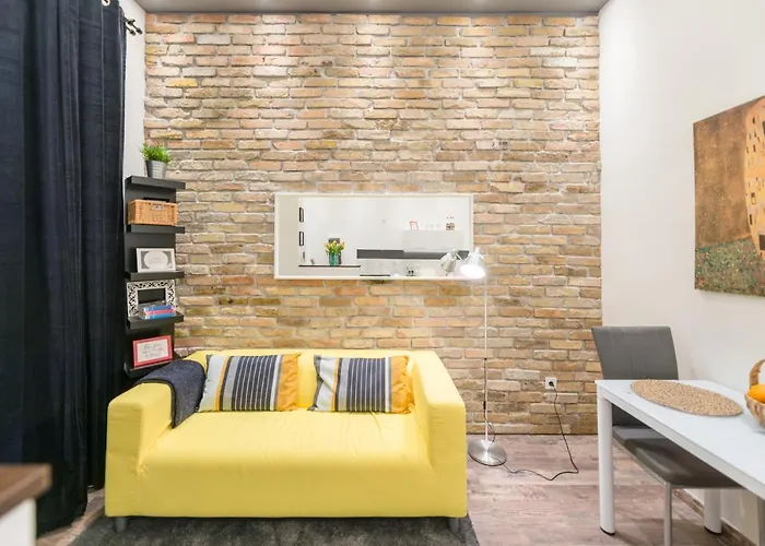 Venus Apartments - Almassy Park