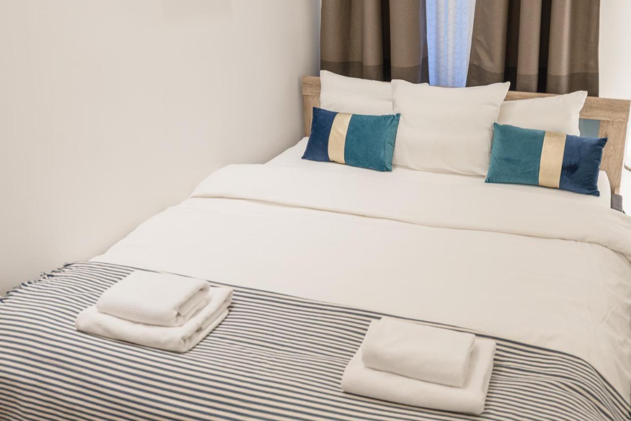 Venus - Almassy Park Apartamento