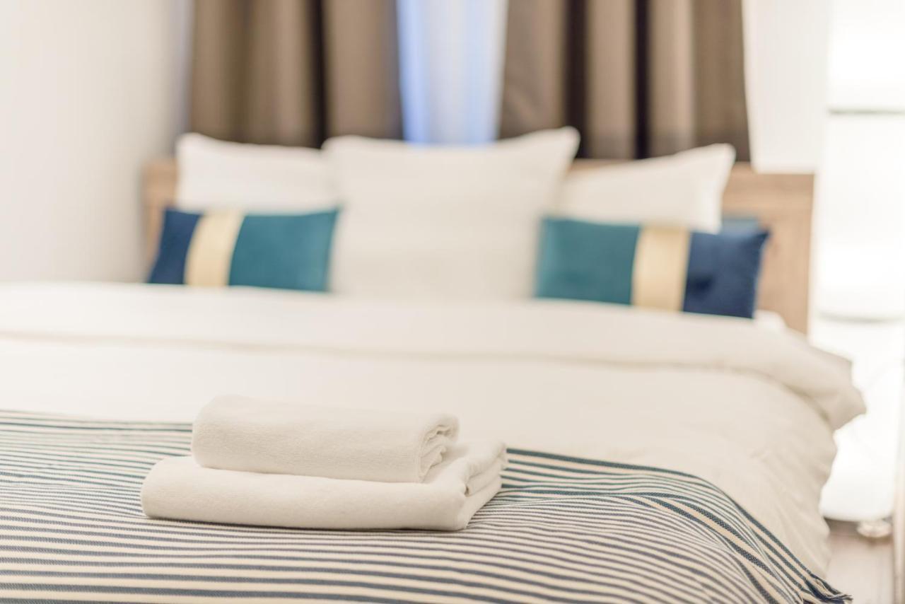 Venus - Almassy Park Apartamento